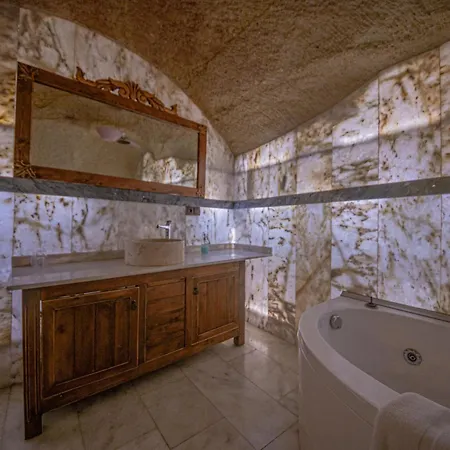 Gamirasu Village House *
