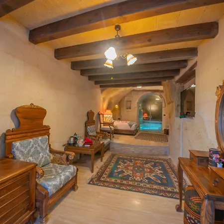 Homestay Gamirasu Village House